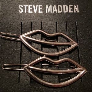 Steve Madden Lip Hair Clips 💋 💄NWT!
